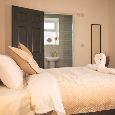 Principality Suites - Two Bed Apartment By Property Promise Cardiff Esterno foto