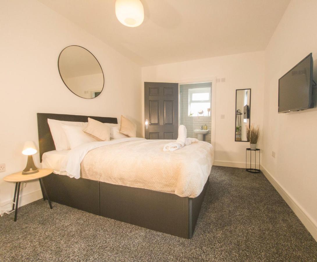 Principality Suites - Two Bed Apartment By Property Promise Cardiff Esterno foto