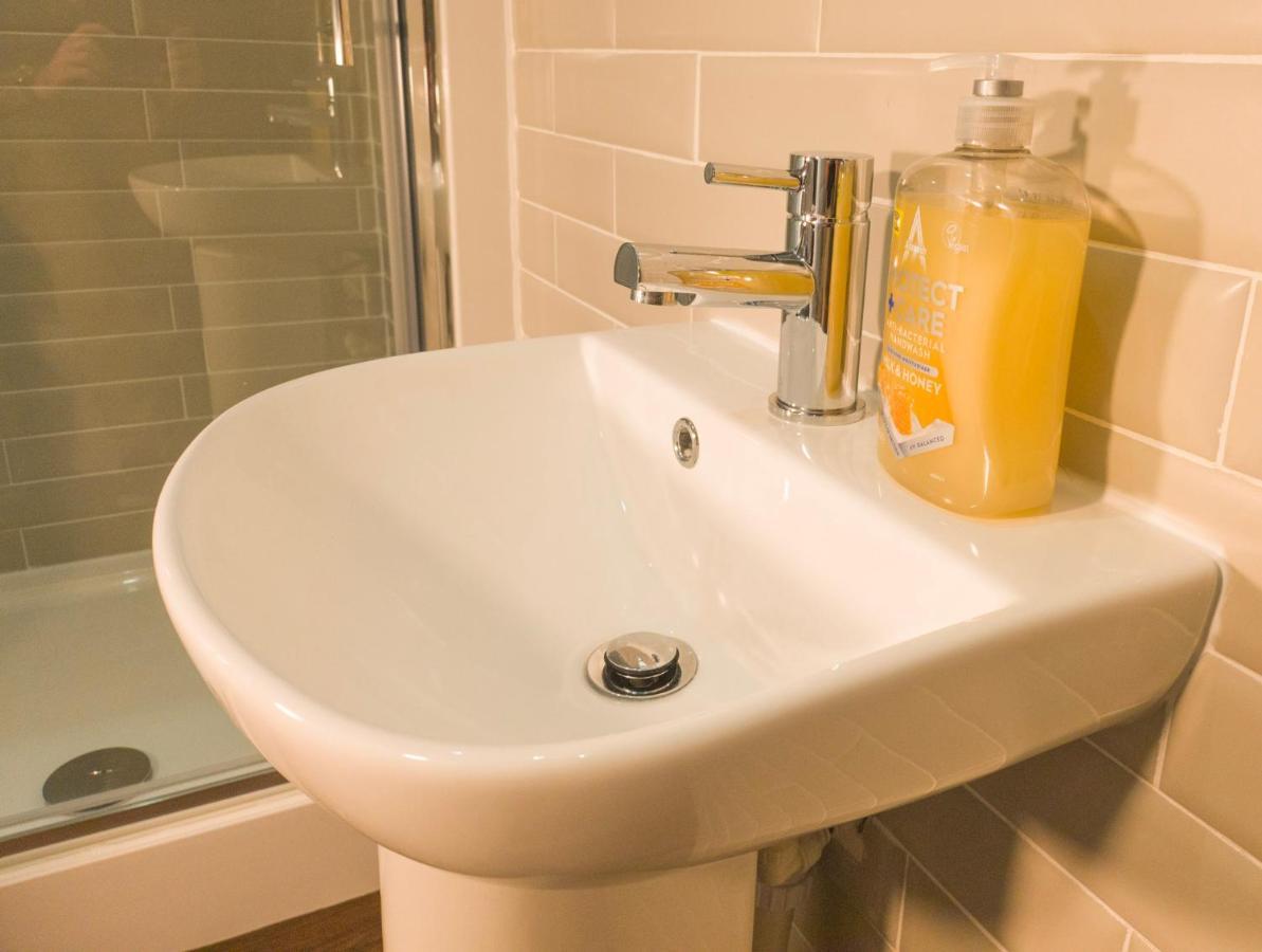 Principality Suites - Two Bed Apartment By Property Promise Cardiff Esterno foto